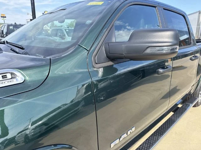 New 2027 Serrano-Green Metallic Exterior Paint RAM Big Horn/Lone Star image 13