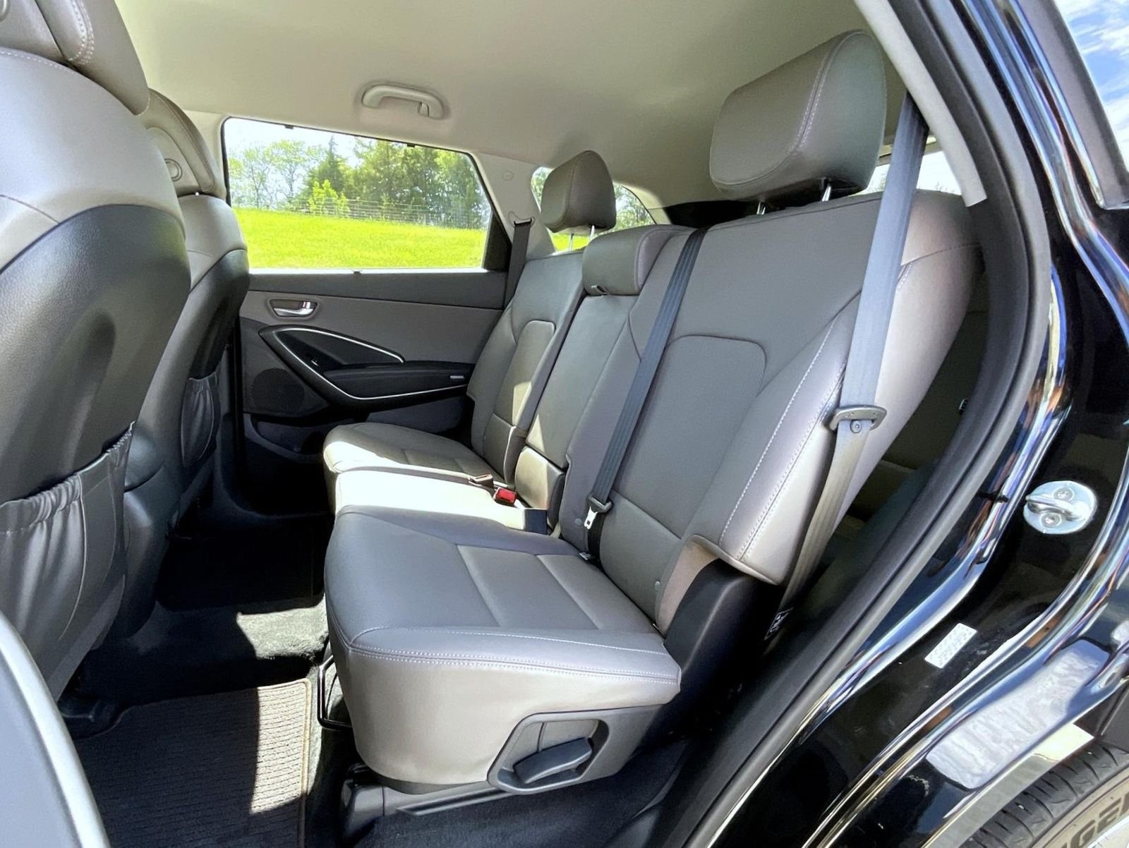 Certified Used 2019 Black Hyundai SE image 22