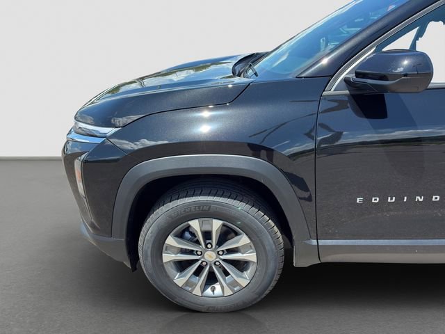 New 2026 Mosaic Black Metallic Chevrolet LT image 6