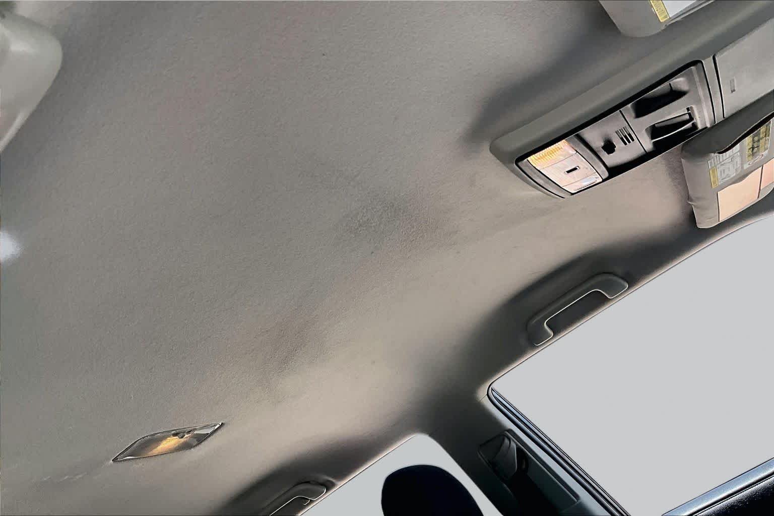 Used 2015 Attitude Black Metallic Toyota SR5 image 14