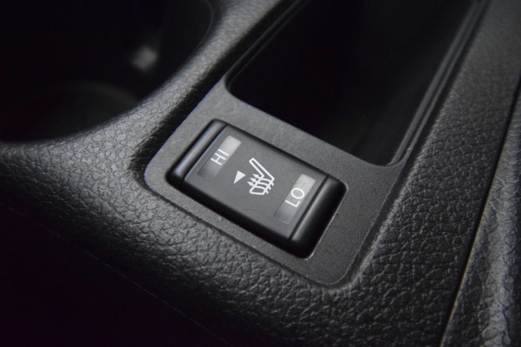 Used 2020 Red Nissan SV image 26