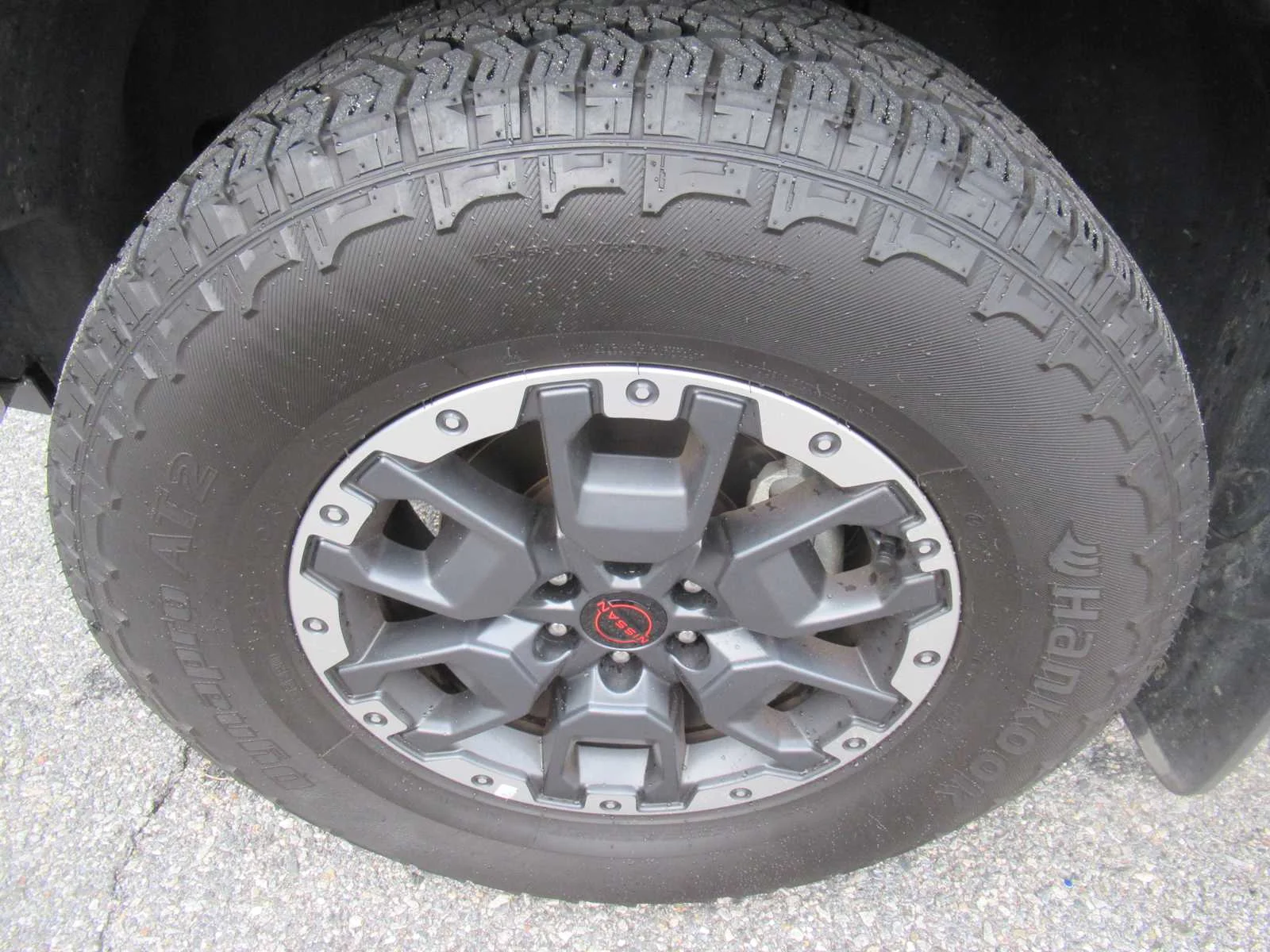 Used 2025 Glacier White Nissan PRO-4X image 10