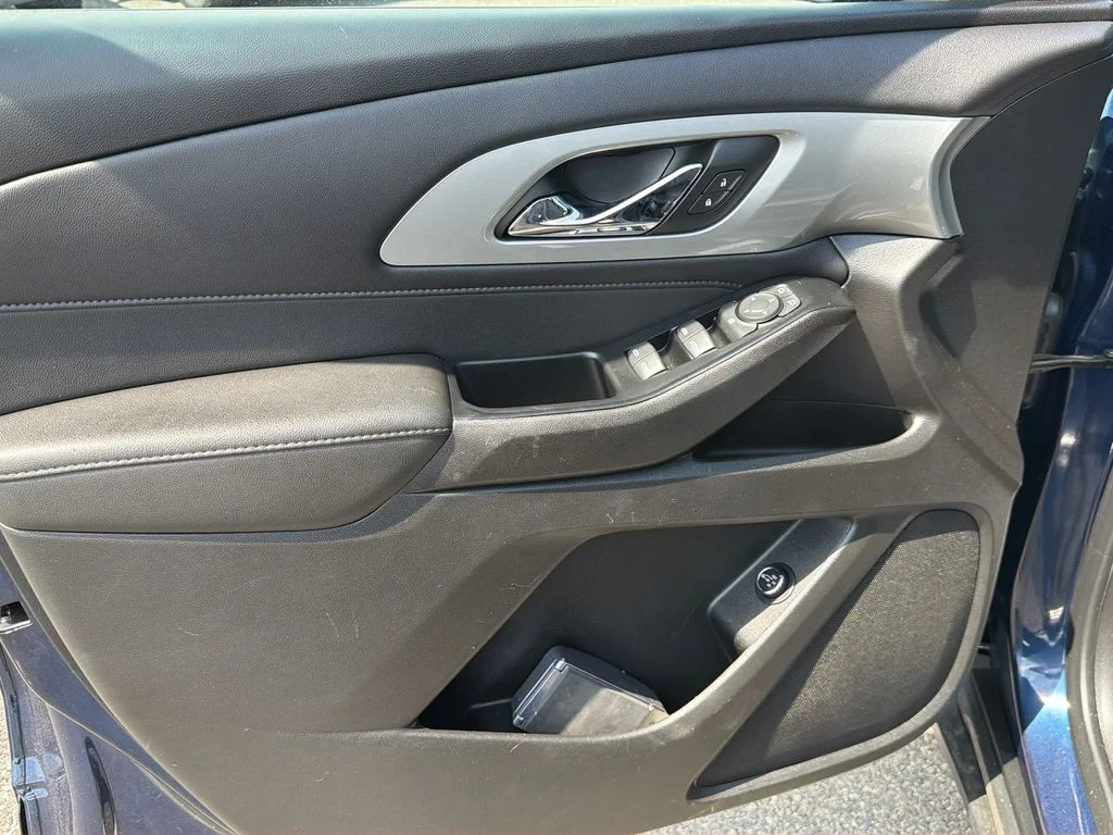 2022 Chevrolet Traverse 1LT - Photo 9