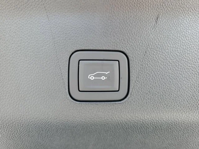 New 2026 Onyx Black GMC Elevation image 34