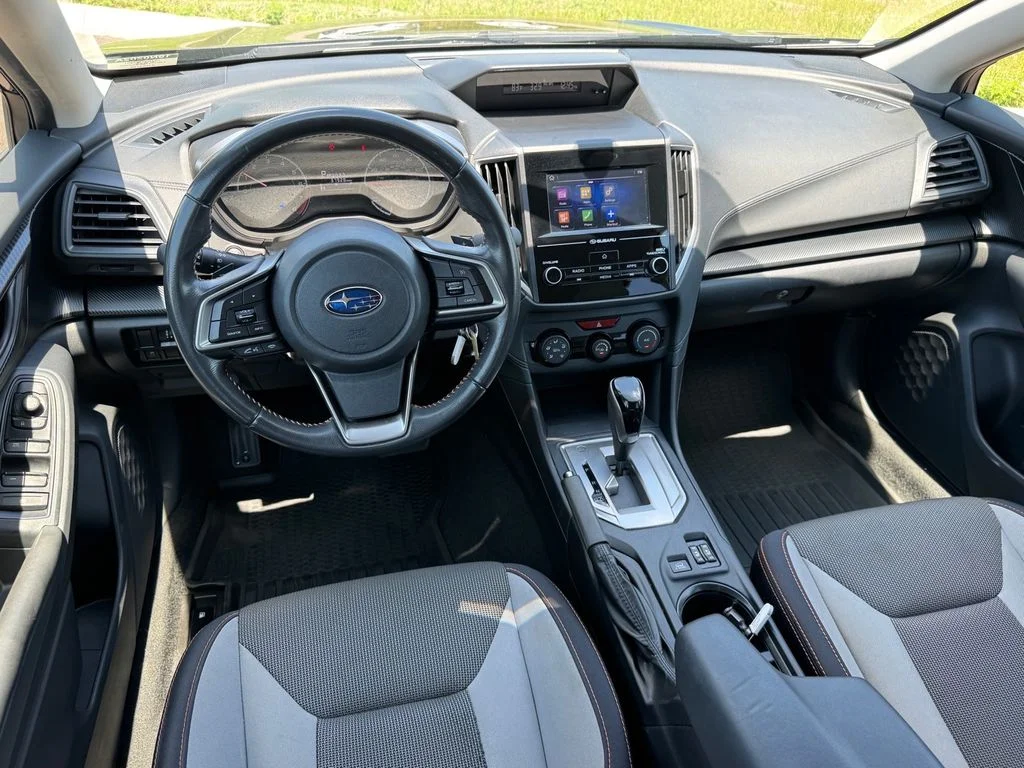 Used 2018 Gray Subaru 2.0i Premium image 11