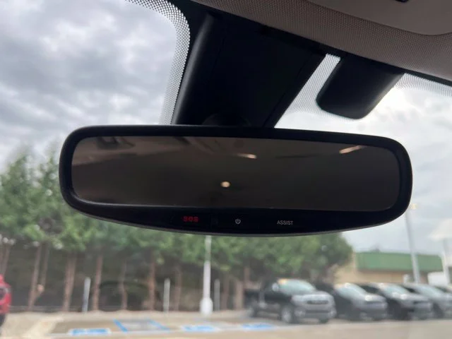 Used 2018 Blue Chrysler Touring L Plus image 25
