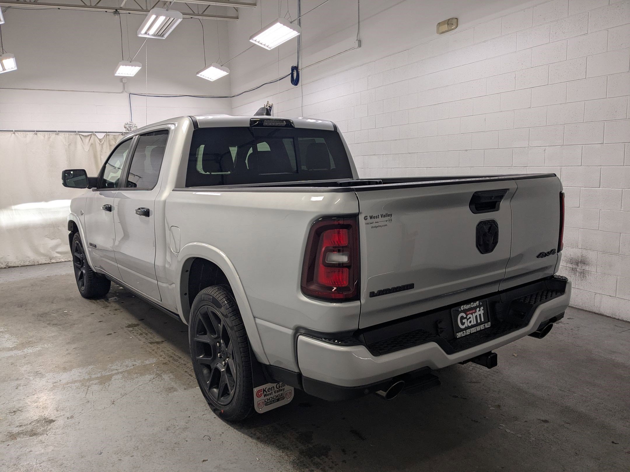 New 2026 Silver Zynith Exterior Paint RAM Laramie image 7