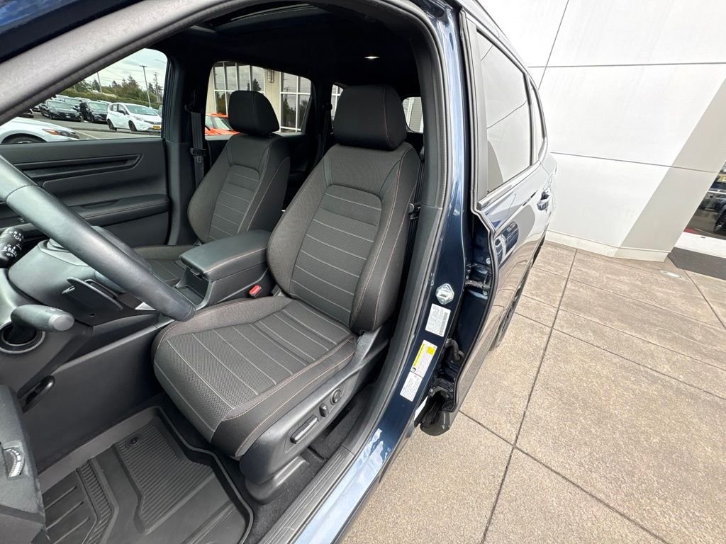 Used 2024  Honda Sport image 12