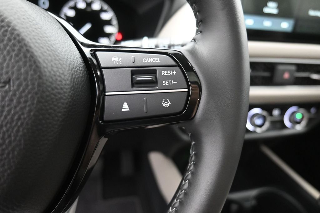 Used 2026  Honda EX-L image 7