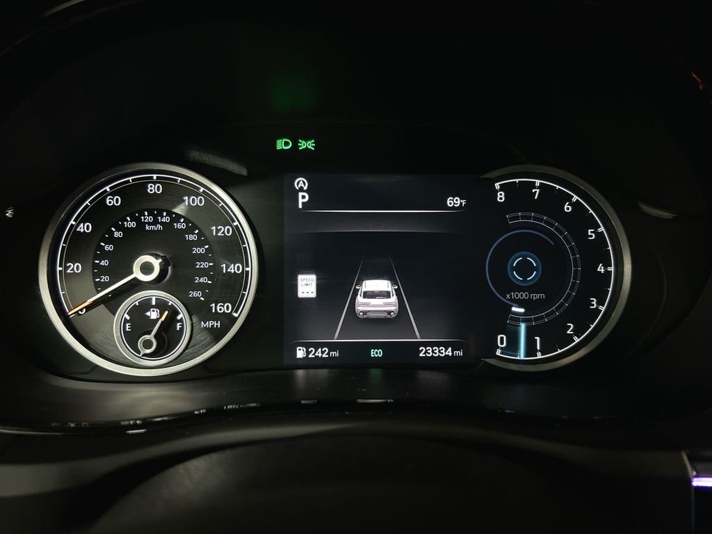 Used 2025 Black Genesis 3.5T Sport image 23