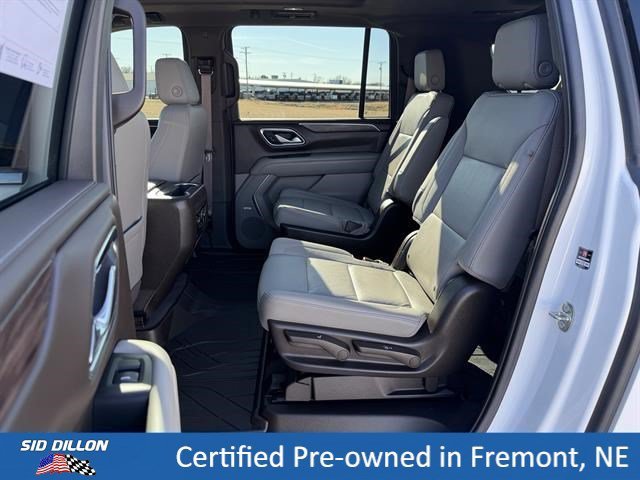 2022 Chevrolet Suburban LT - Photo 10