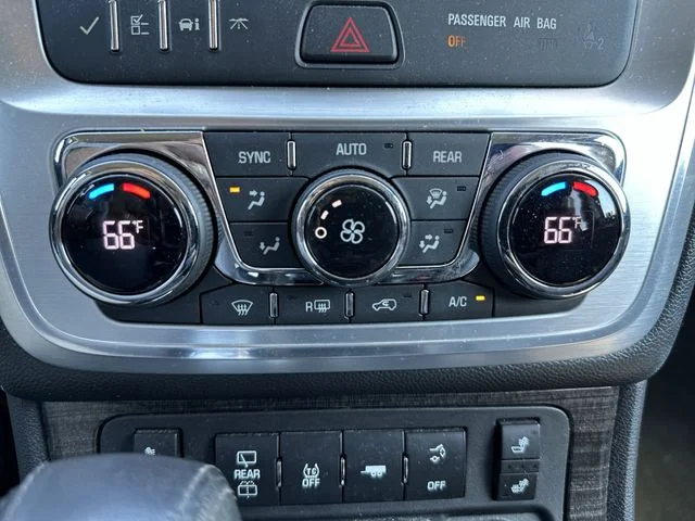 Used 2015 Blue GMC SLT-1 image 18
