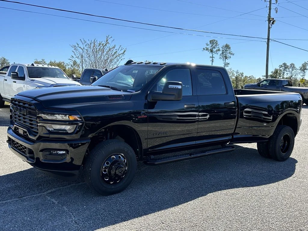 2026 RAM 3500 Big Horn - Photo 9