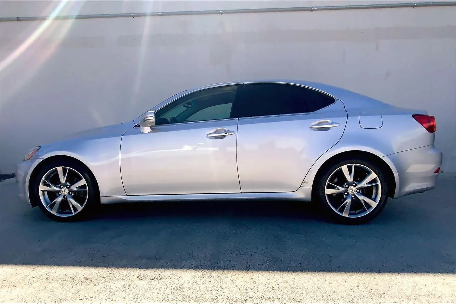 Used 2010 Sil/silver Lexus NA image 3