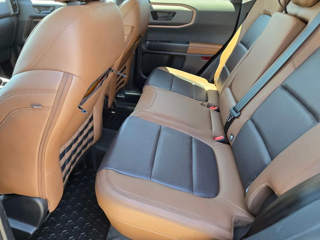 Used 2024 Shadow Black Ford Badlands image 14