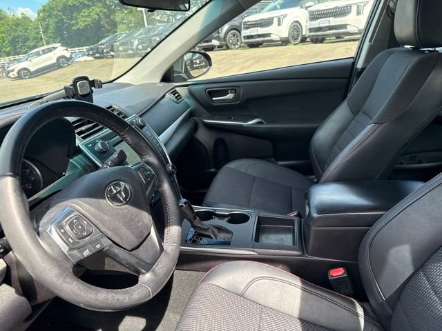 Used 2016 Gray Toyota SE image 12