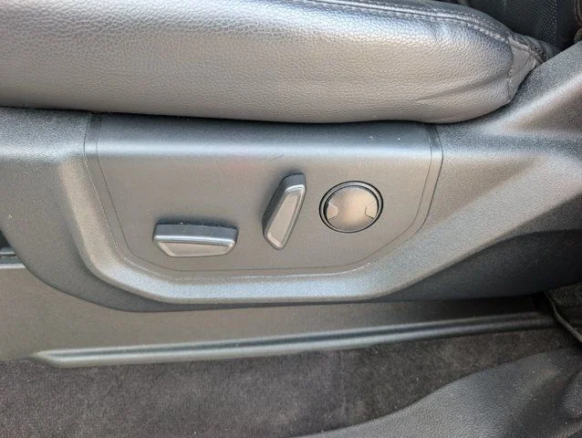Used 2021 Magnetic Metallic Ford XLT image 16