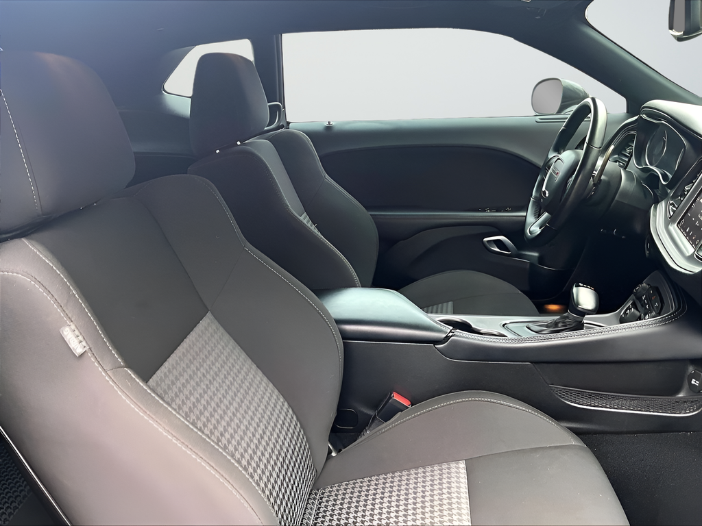 2023 Dodge Challenger R/T - Photo 15