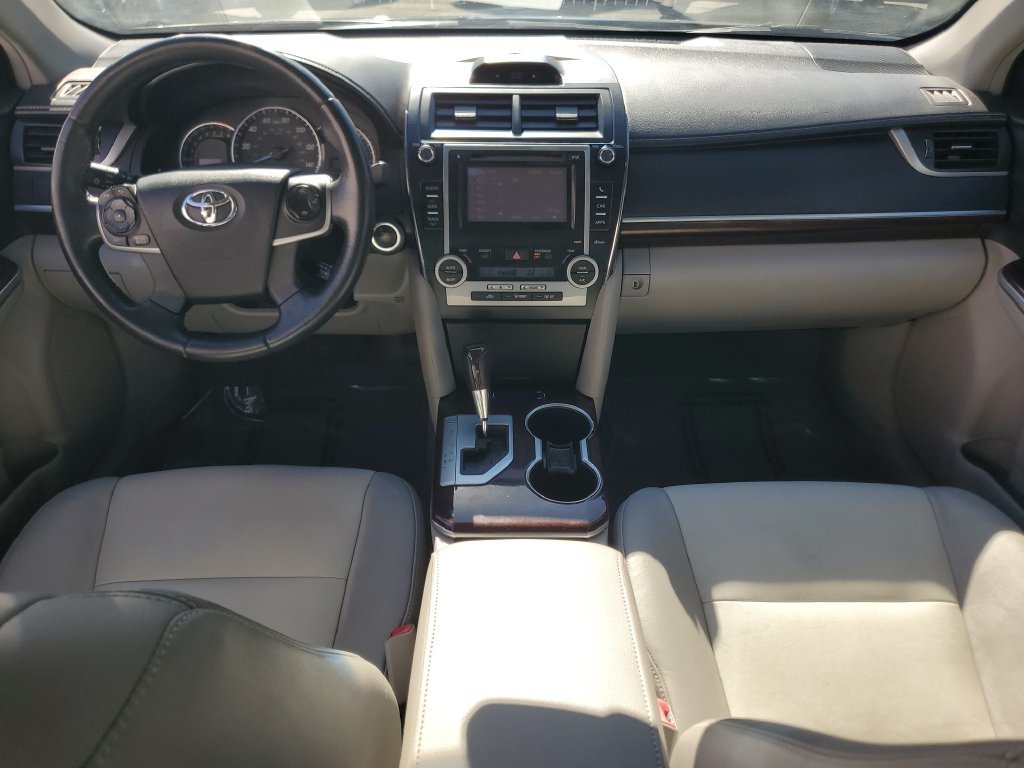 Used 2013 Cosmic Gray Mica Toyota XLE image 10