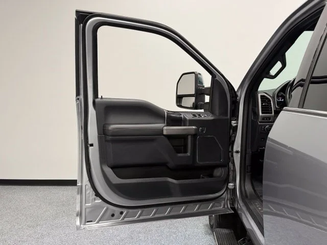Used 2022 Silver Ford Platinum image 12