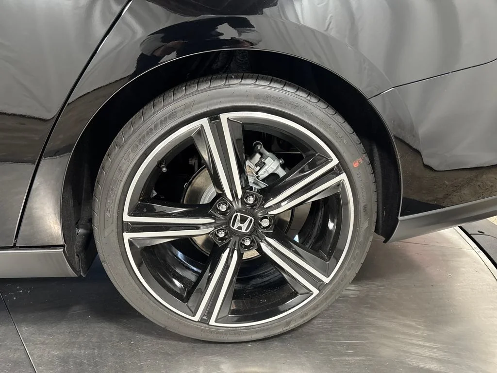 New 2026 Crystal Black Pearl Honda SE image 12