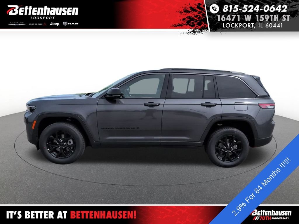 New 2026 Baltic Gray Metallic Clear-Coat Exterior Paint Jeep Altitude image 12