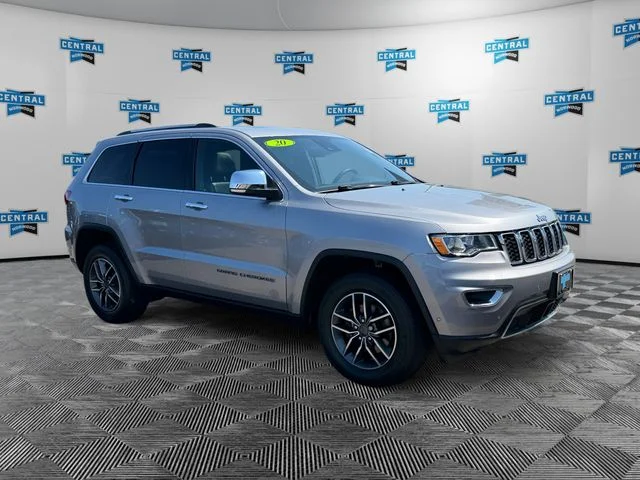 Used 2020 Silver Jeep Limited image 7