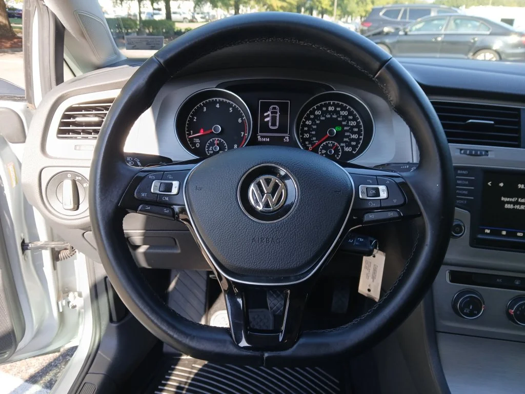 Used 2017 Silver Volkswagen S image 29