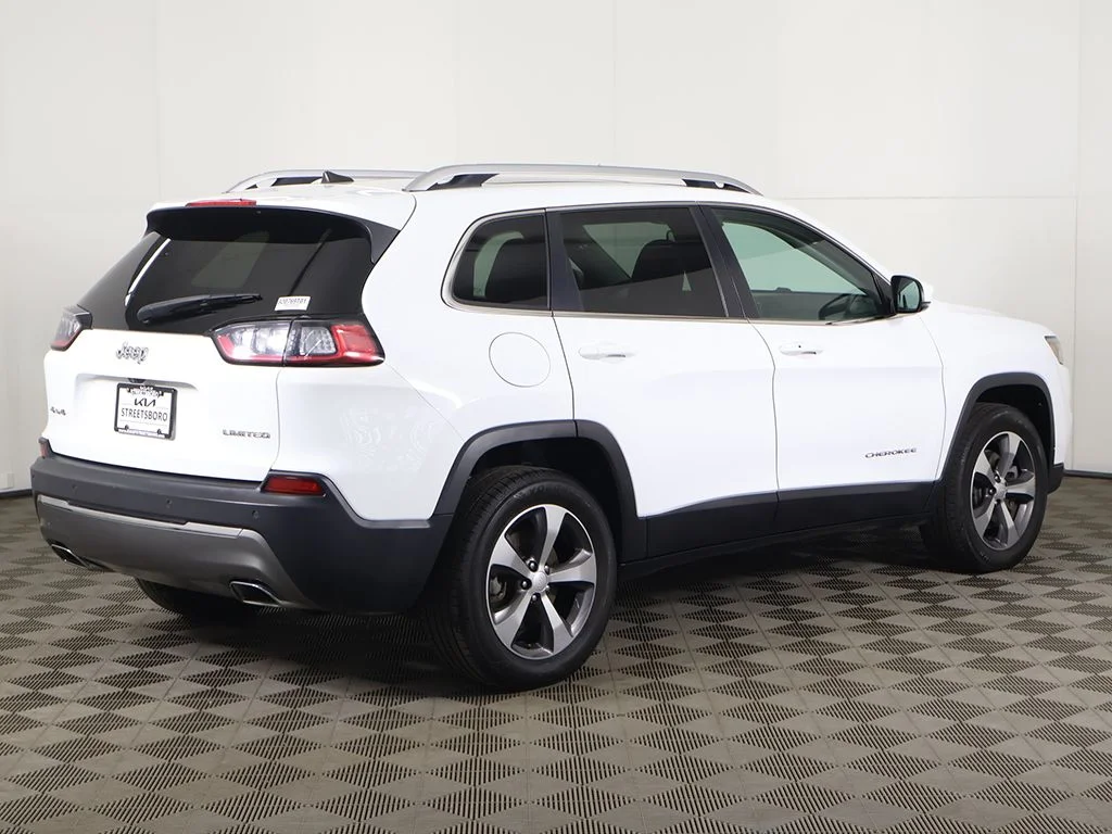 Used 2019 White Jeep Limited image 10