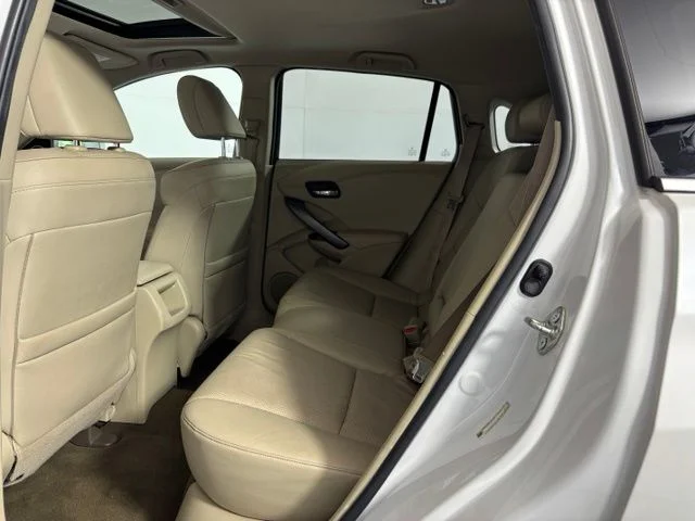 Used 2014  Acura Technology Package image 20