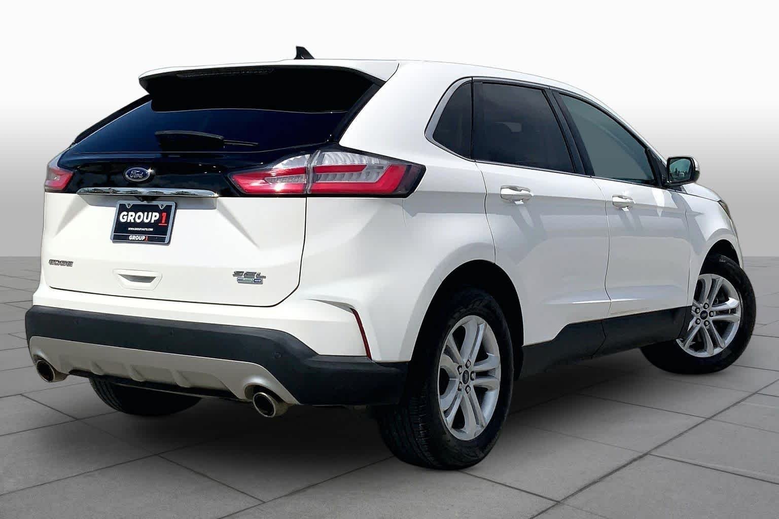 Used 2020 Star White Metallic Tri-Coat Ford SEL image 13