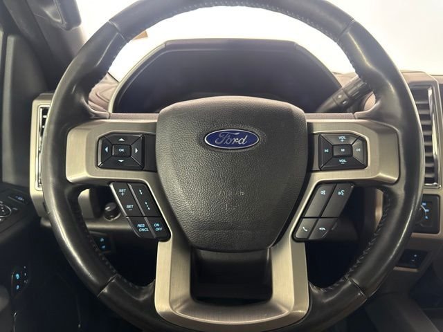 Used 2017 Black Ford Platinum image 19