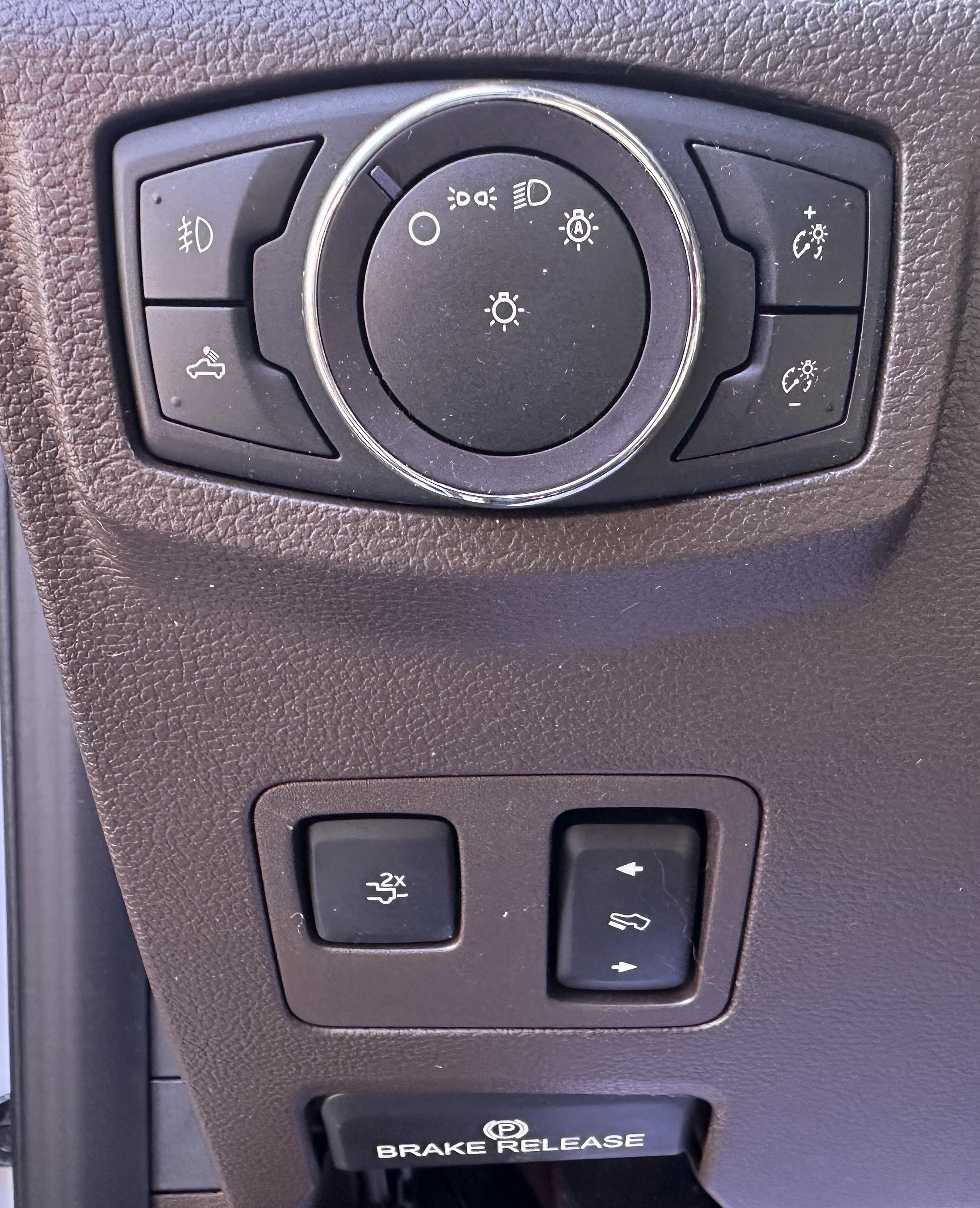 Used 2022 White Ford King Ranch image 21