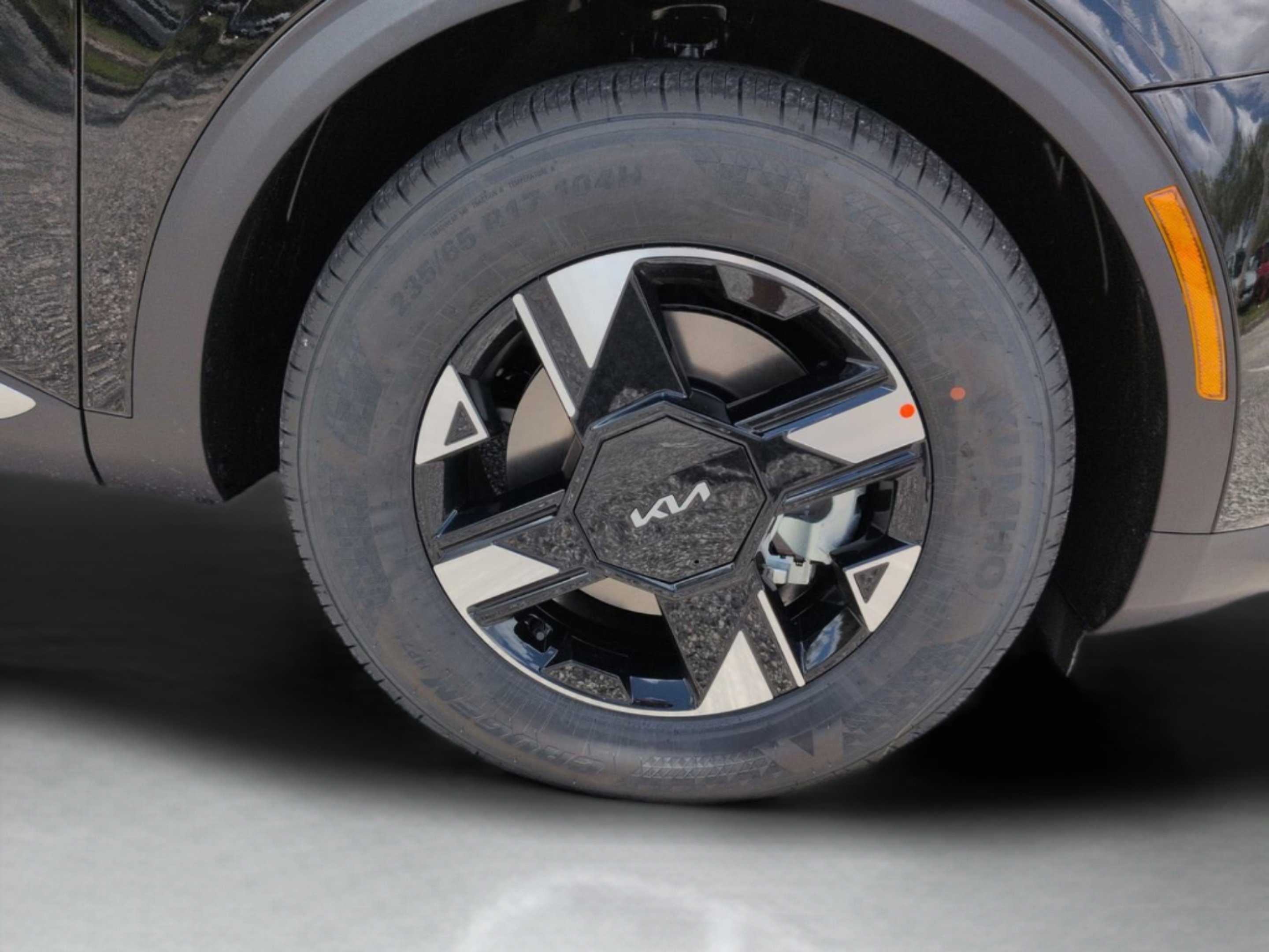 New 2026 Ebony Black Kia LX image 13