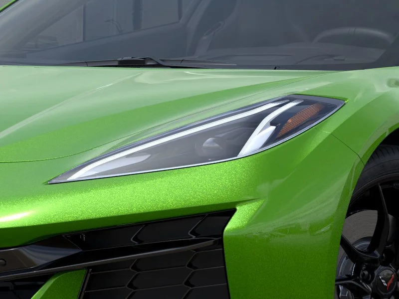 New 2027 Roswell Green Metallic Chevrolet 2LT image 10