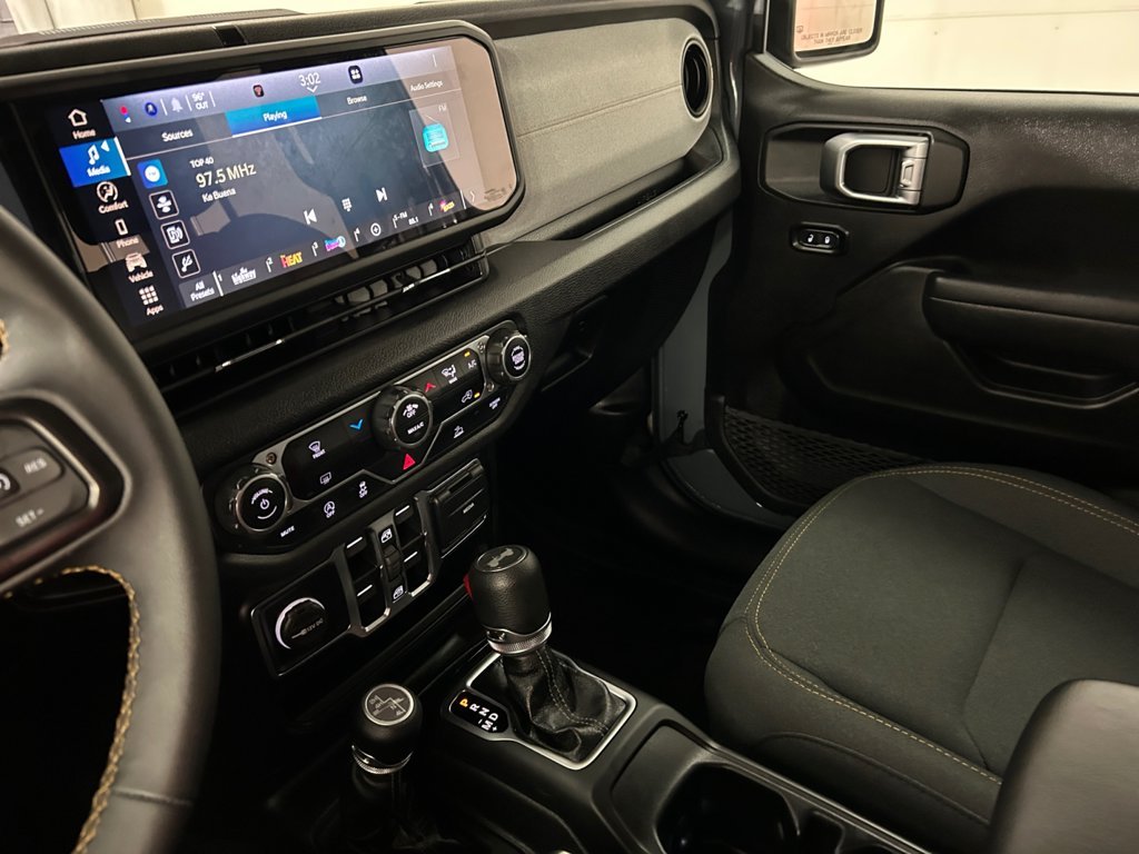Used 2025 Gray Jeep Sport S image 22