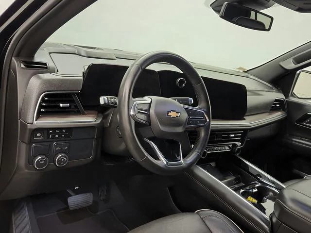 Used 2025 Black Chevrolet Premier image 18