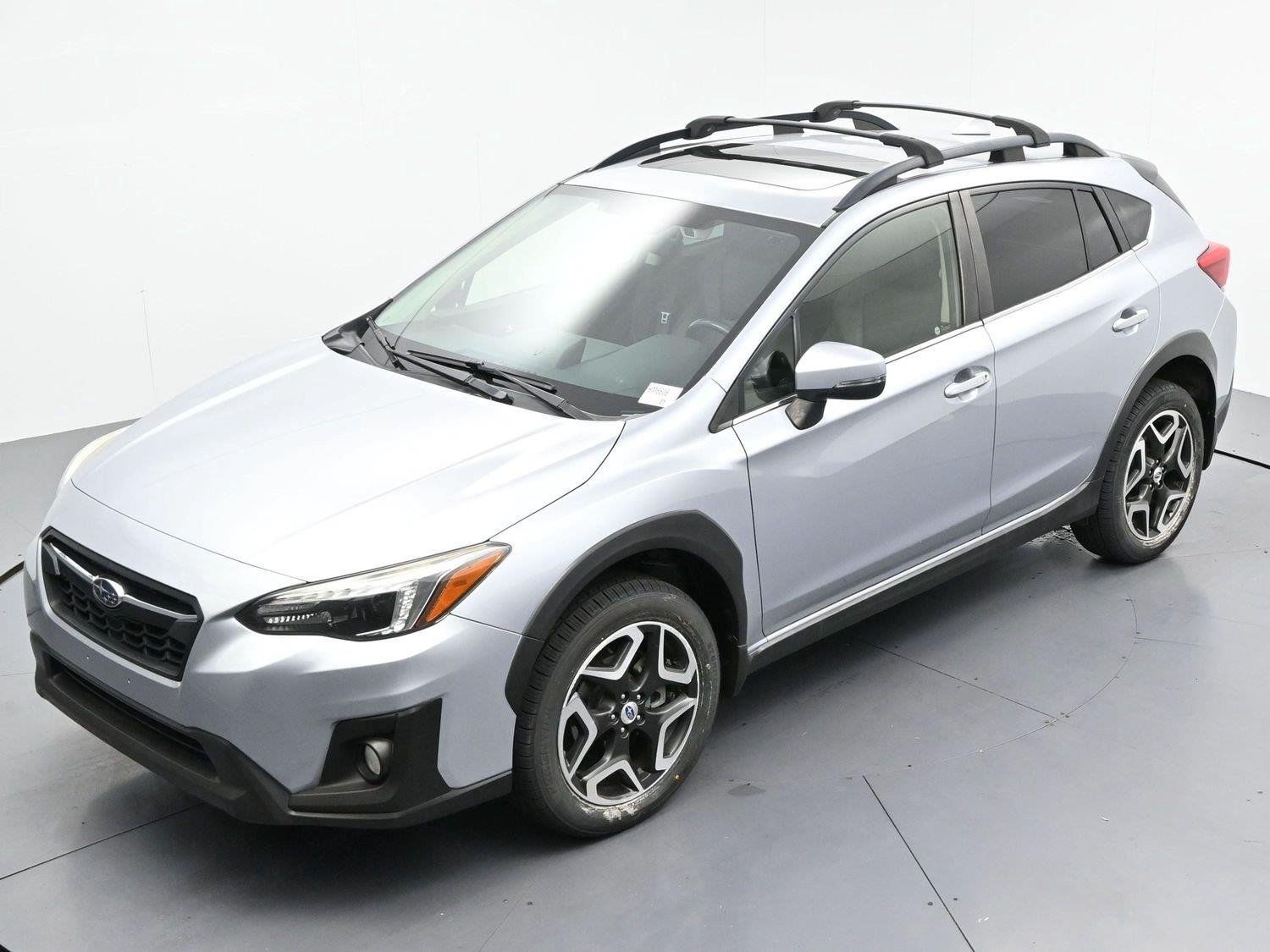 Used 2018 Ice Silver Metallic Subaru Limited image 40
