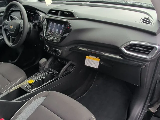 Used 2023 Black Chevrolet LT image 30