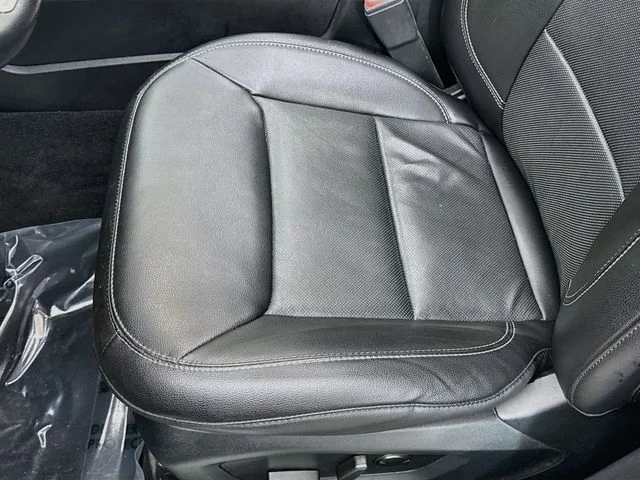 Used 2022 Gray Metallic Ford Limited image 20
