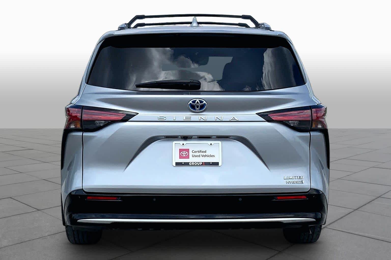 Pre-Owned 2023 Toyota Sienna Limited