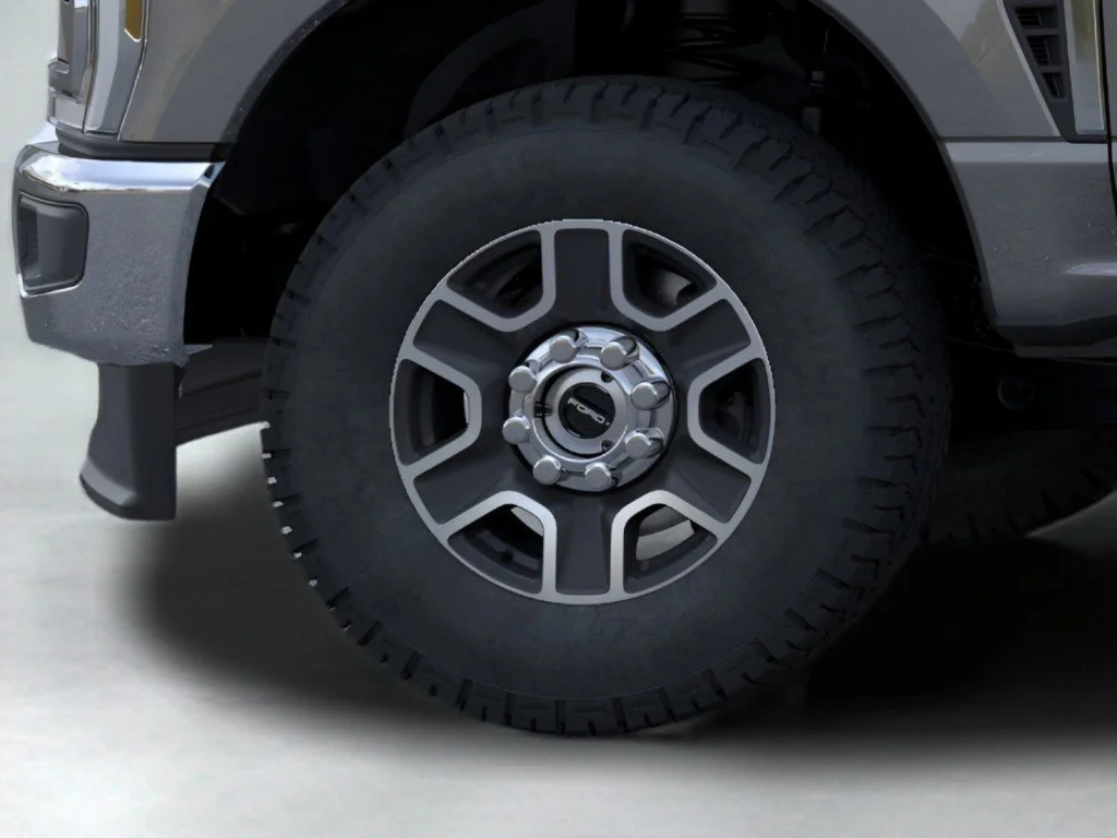 New 2026 Carbonized Gray Metallic Ford LARIAT image 22
