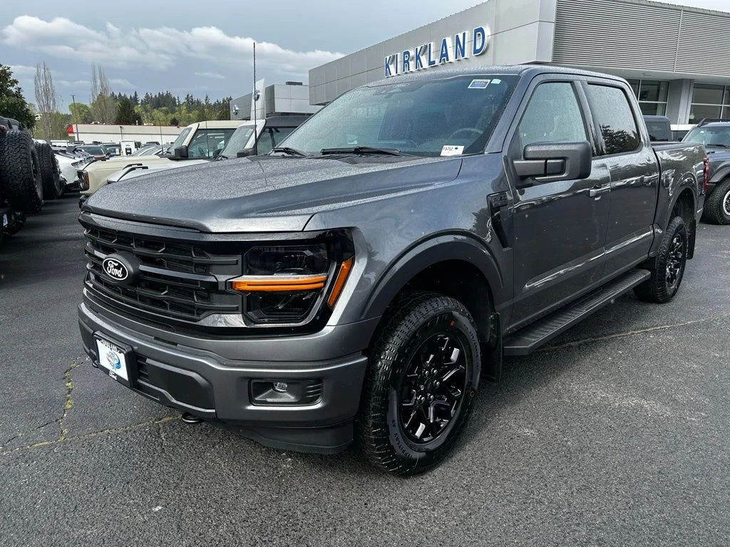 New 2026 Gray Ford XLT image 6