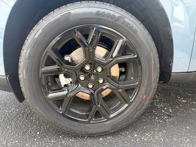 New 2026 Gray Ford XLT image 10