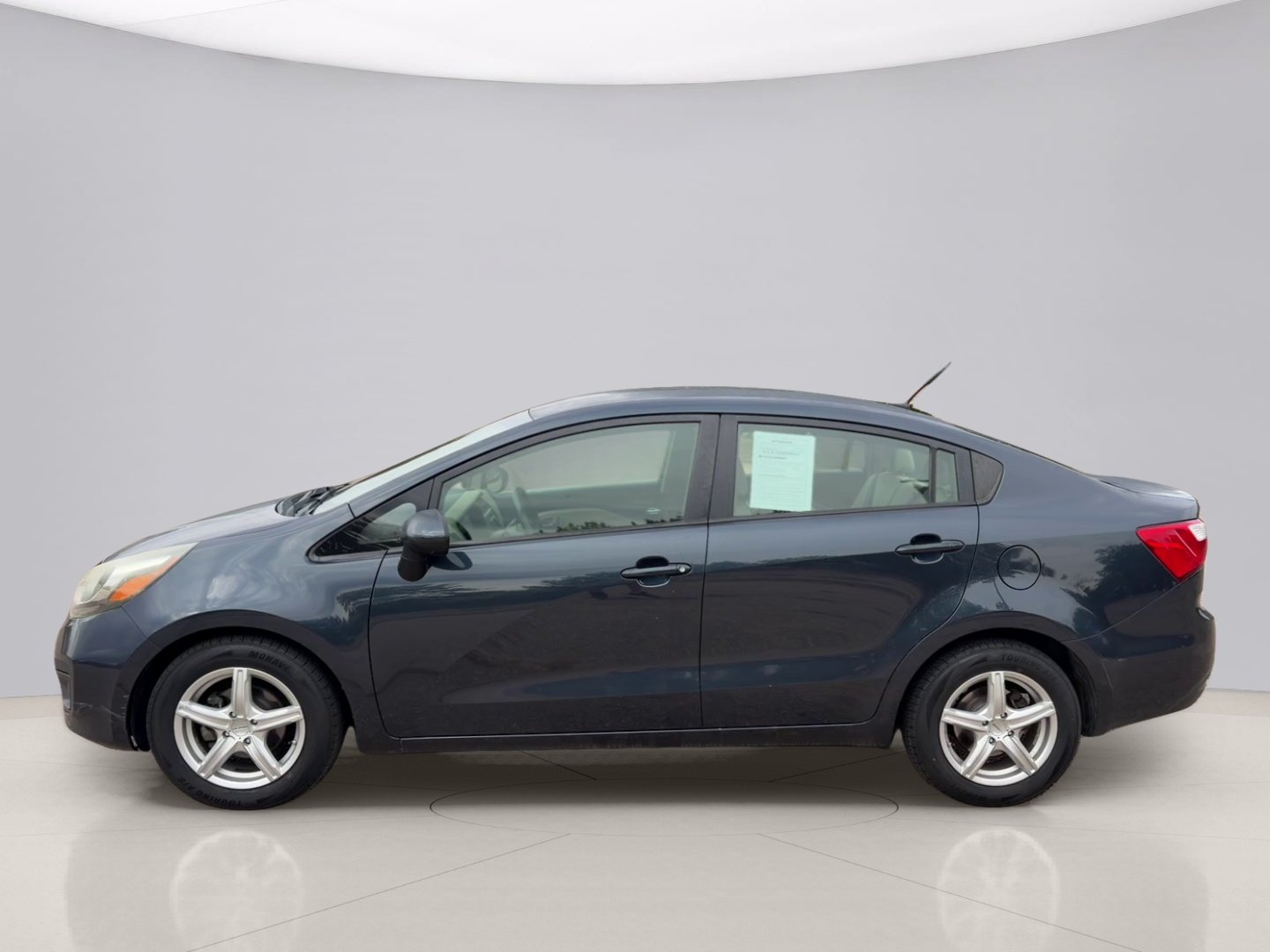 Used 2013 Blue Kia EX image 2