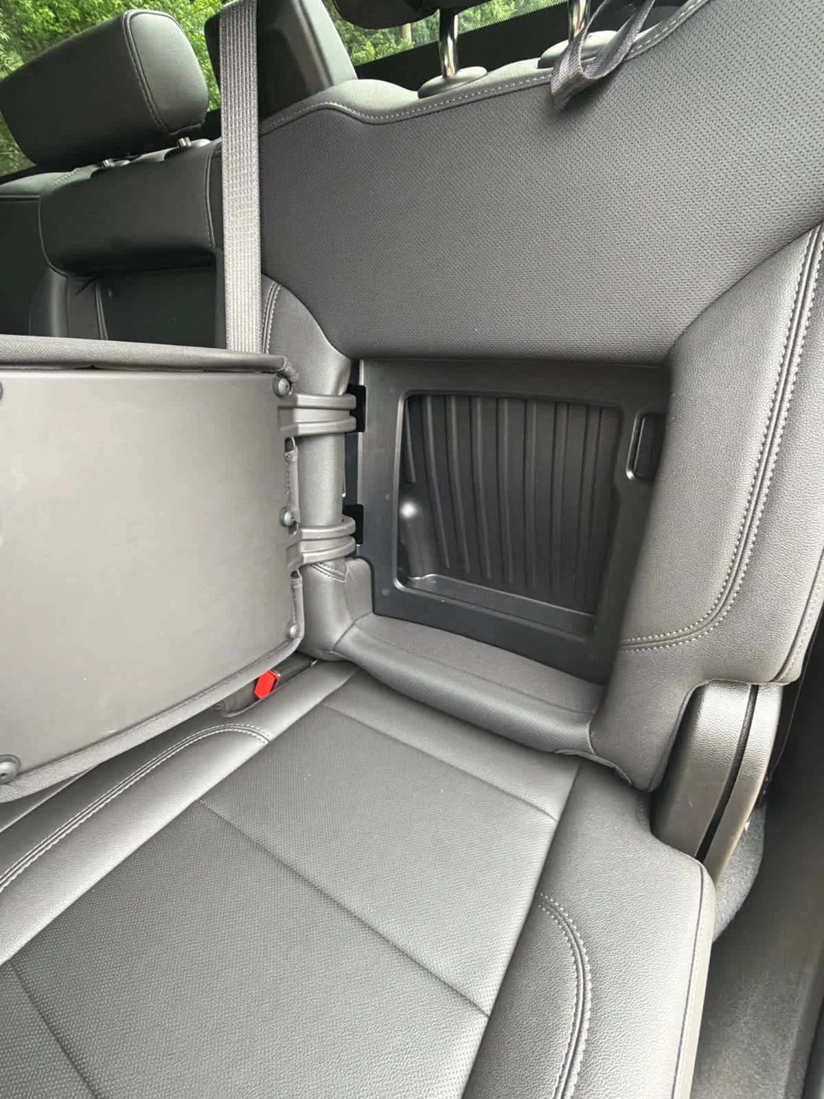 Used 2025 Sterling Metallic GMC SLT image 17