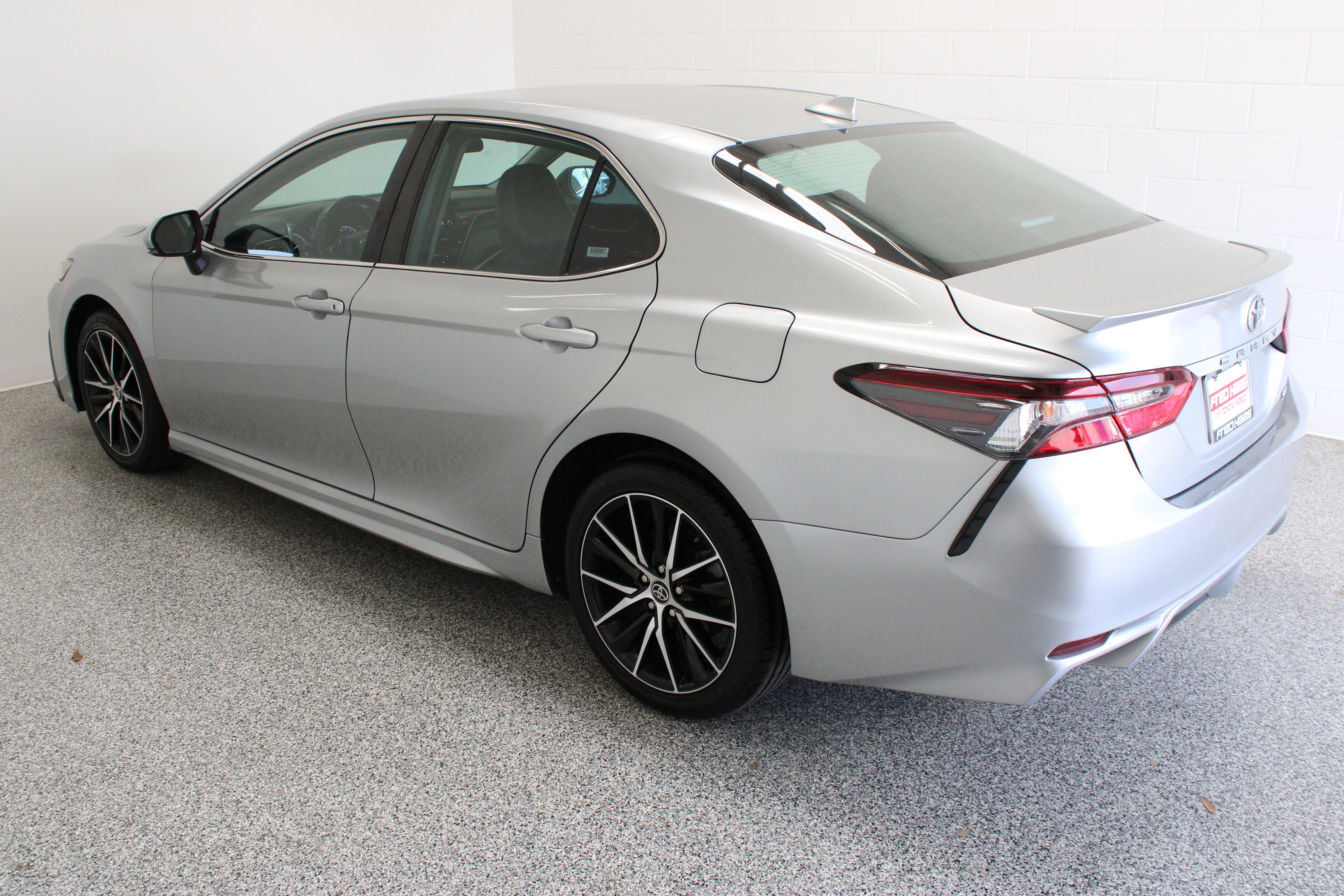 Used 2024 Silver Toyota SE image 9