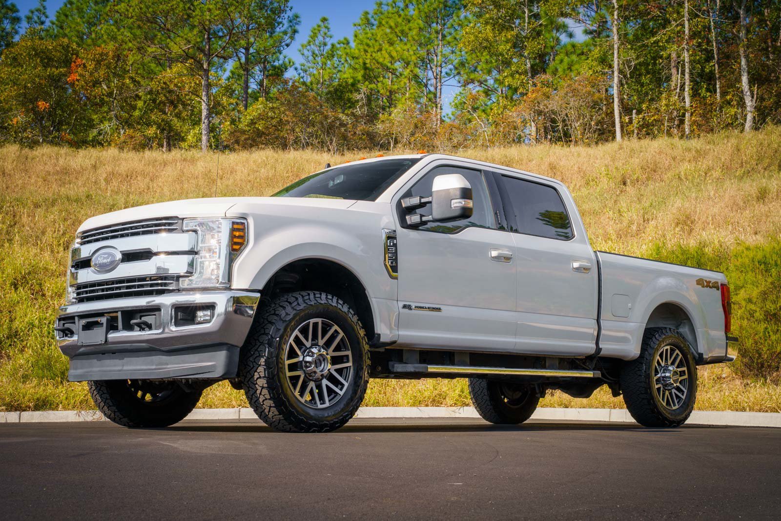 Certified Used 2019 White Ford Lariat image 5