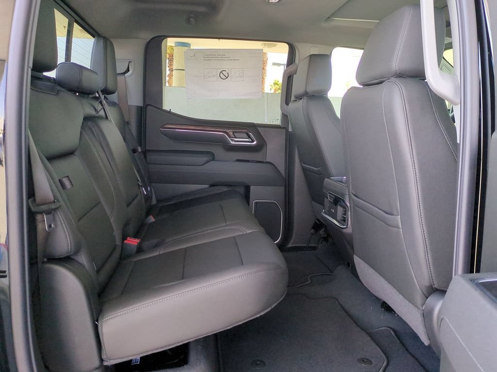 New 2026 Onyx Black GMC SLT image 31