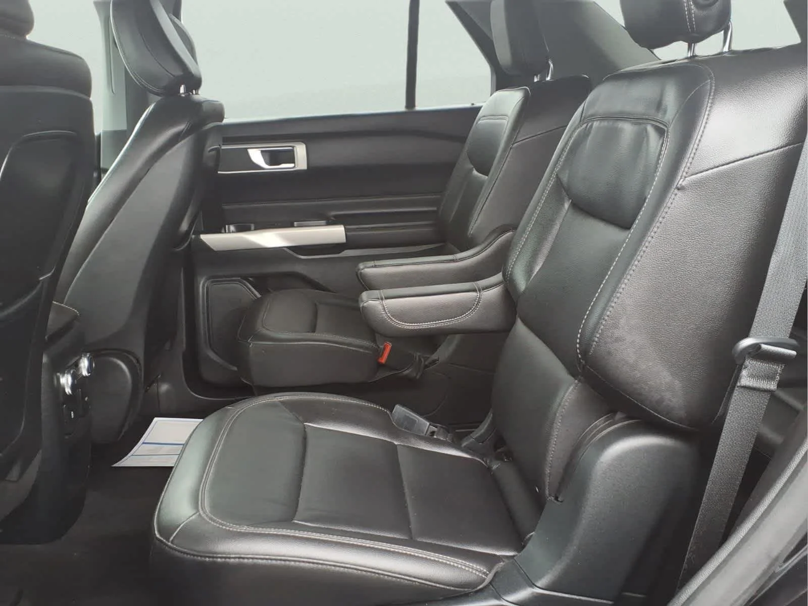 Used 2020 Agate Black Metallic Ford XLT image 31